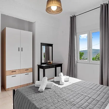 Bella-maria At Aptera With Mountain And Sea View !! Holiday home